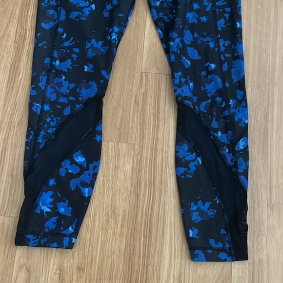 Lululemon Inspire Tight II - Picture 4 of 11